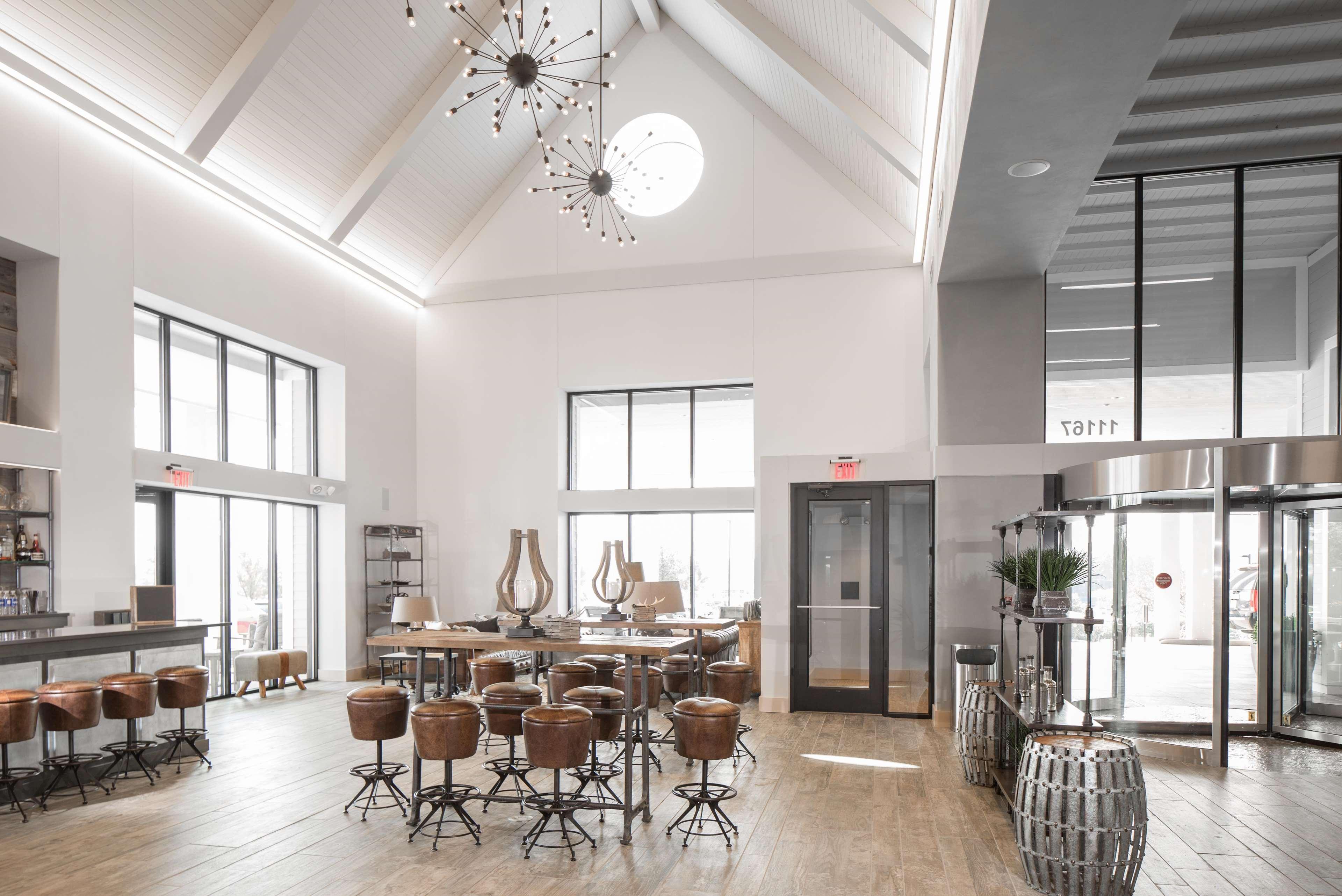 Hotel Renovo Des Moines Urbandale,Tapestry Collection Hilton Luaran gambar